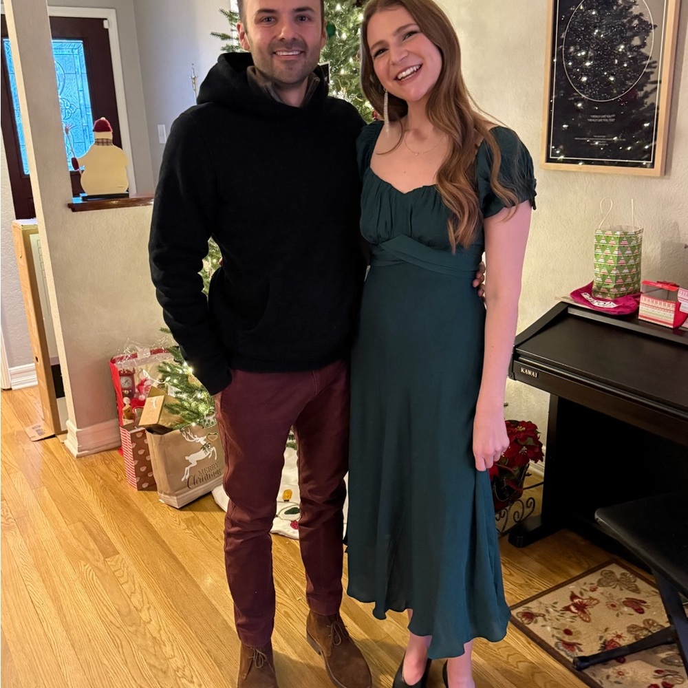 Elegant Green Midi Dress